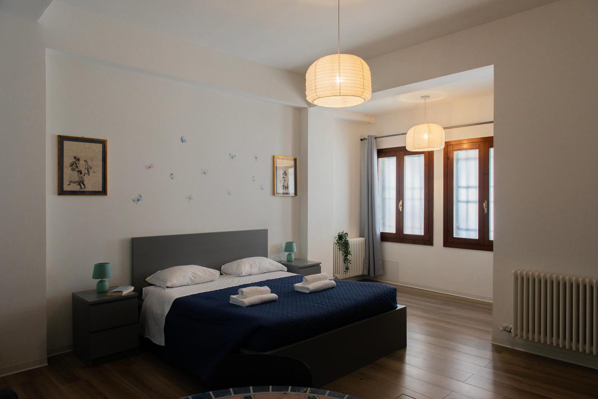 Twin Grande, Grazioso Pied-A-Terre A Venezia Appartement Buitenkant foto